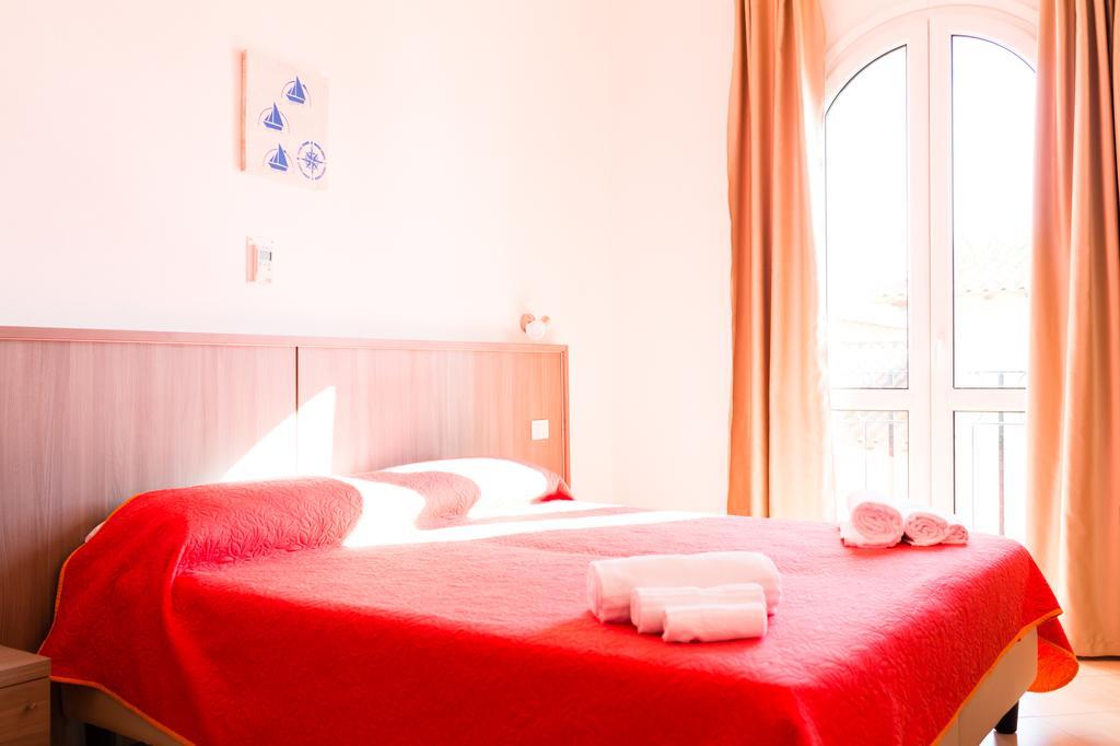 Muma Hostel Sant'Antioco Exterior photo