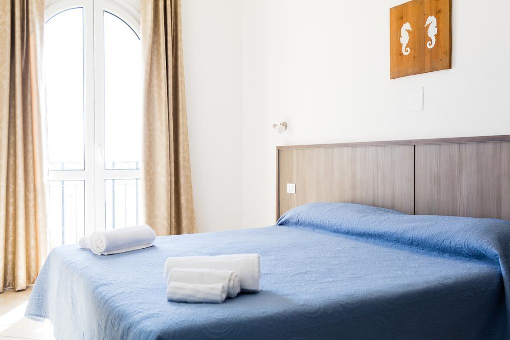 Muma Hostel Sant'Antioco Exterior photo