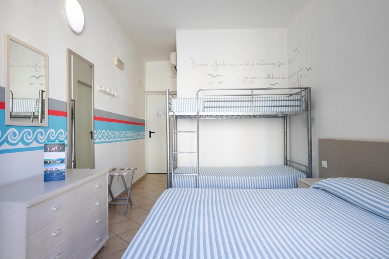 Muma Hostel Sant'Antioco Exterior photo