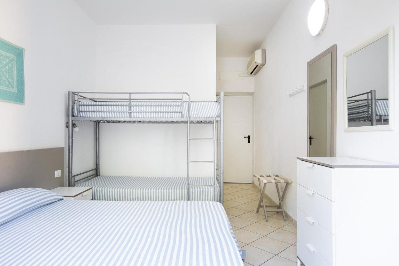 Muma Hostel Sant'Antioco Exterior photo