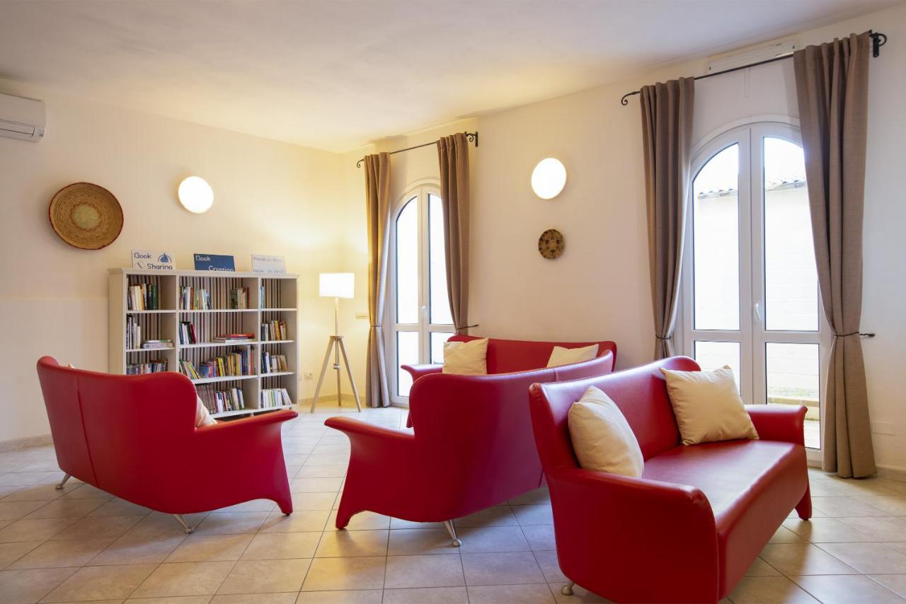 Muma Hostel Sant'Antioco Exterior photo