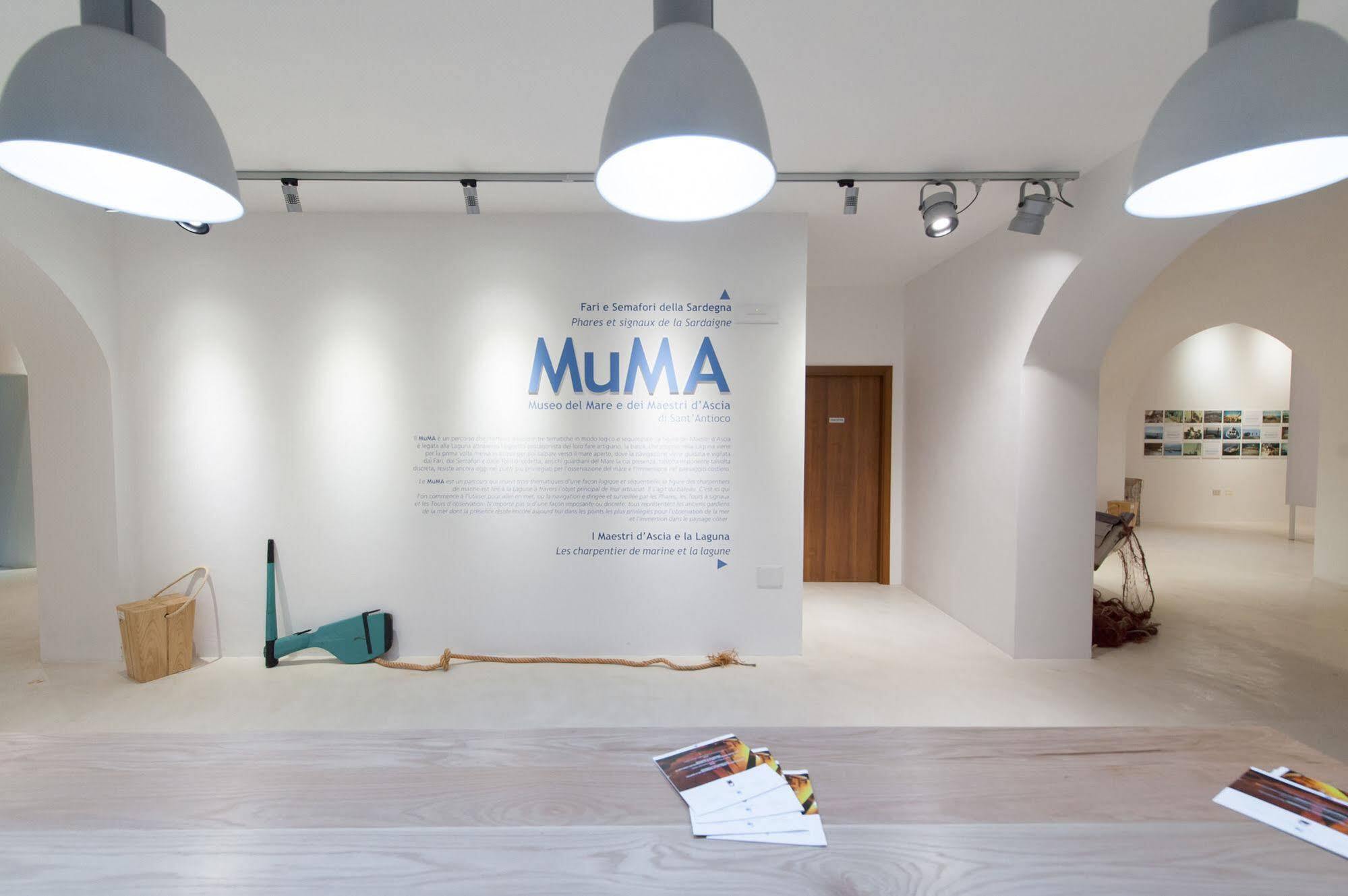 Muma Hostel Sant'Antioco Exterior photo